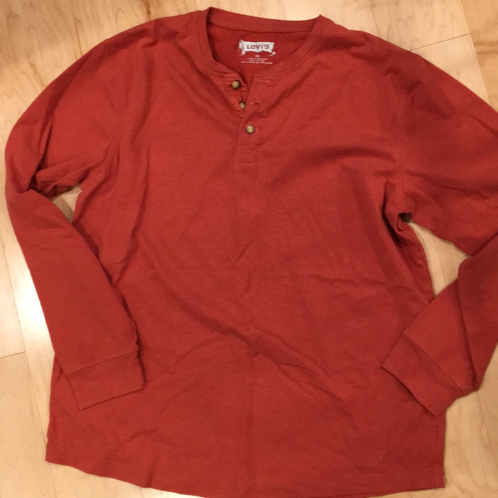 Men’s Levi’s XL Henley Long Sleeve Burnt Orange